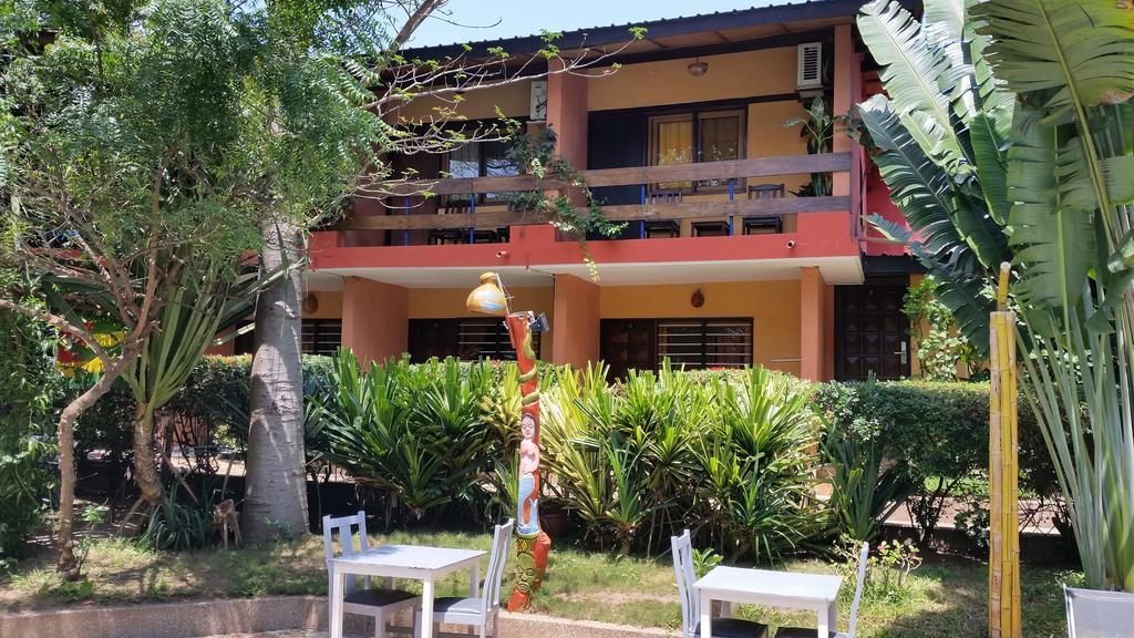 לומה Hotel Napoleon Lagune מראה חיצוני תמונה
